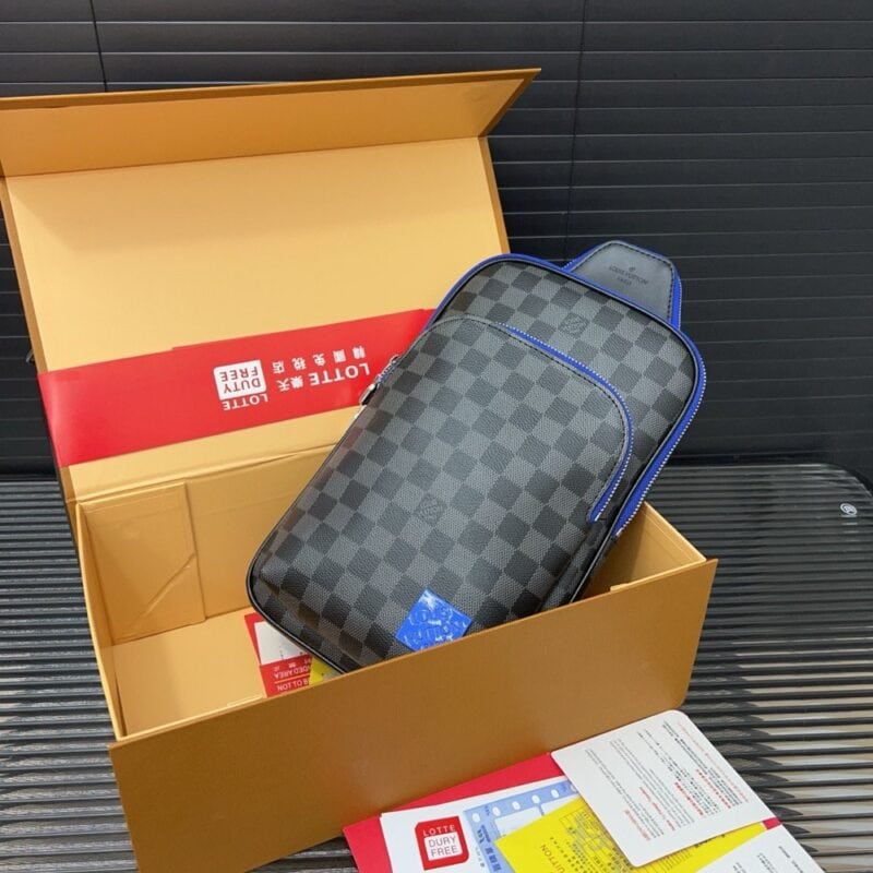 【AT9447】ルイ・ヴィトン Avenue ショルダーチェストバッグ - 高品質レザー素材と贅沢なチェッカー柄 | LV