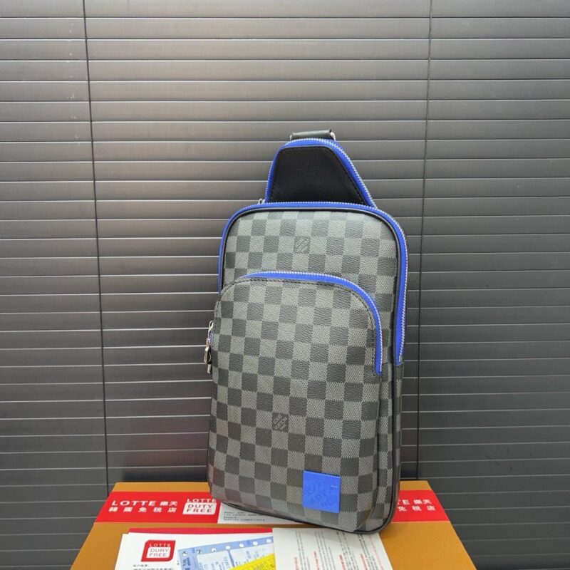 【AT9447】ルイ・ヴィトン Avenue ショルダーチェストバッグ - 高品質レザー素材と贅沢なチェッカー柄 | LV