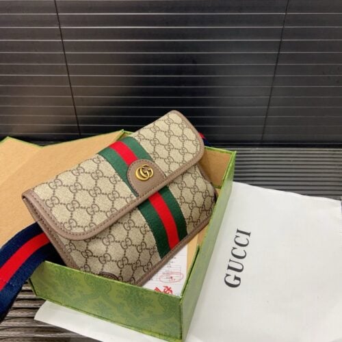【AT9470】グッチ Neo Vintageストライプウエストバッグ、クラシックとファッションの融合 | Gucci