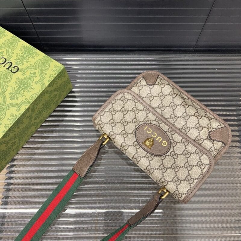 【AT9471】グッチNeo Vintage郵便バッグ - ファッションとエレガンスの完璧な融合 | Gucci