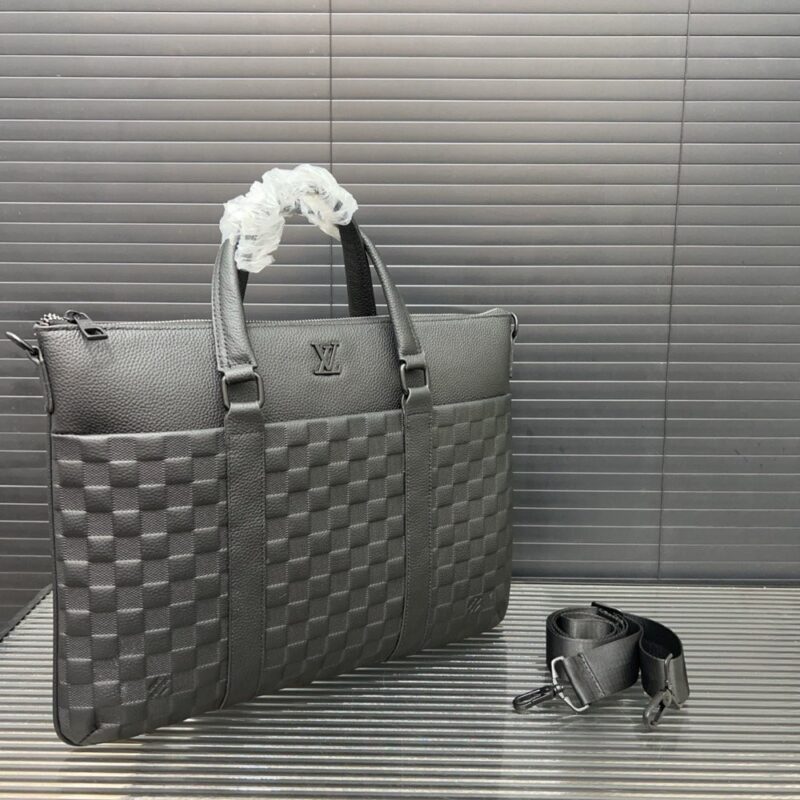 【AT9480】ルイヴィトンのビジネスバッグ：エレガントな都市の精鋭スタイルを演出する | Louis Vuitton Malletier