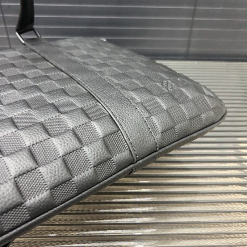 【AT9480】ルイヴィトンのビジネスバッグ：エレガントな都市の精鋭スタイルを演出する | Louis Vuitton Malletier
