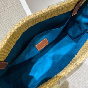 【AT949】クロエの織りショッピングバッグ🛍️クロエは、2021年の初めにウッディ・トート・バッグという手提げ袋を静かに売り出し、人気となりました。