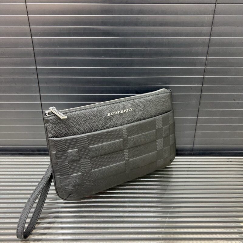 【AT9494】バーバリー高級レザークラッチバッグ - エレガントな英国スタイル | Burberry London