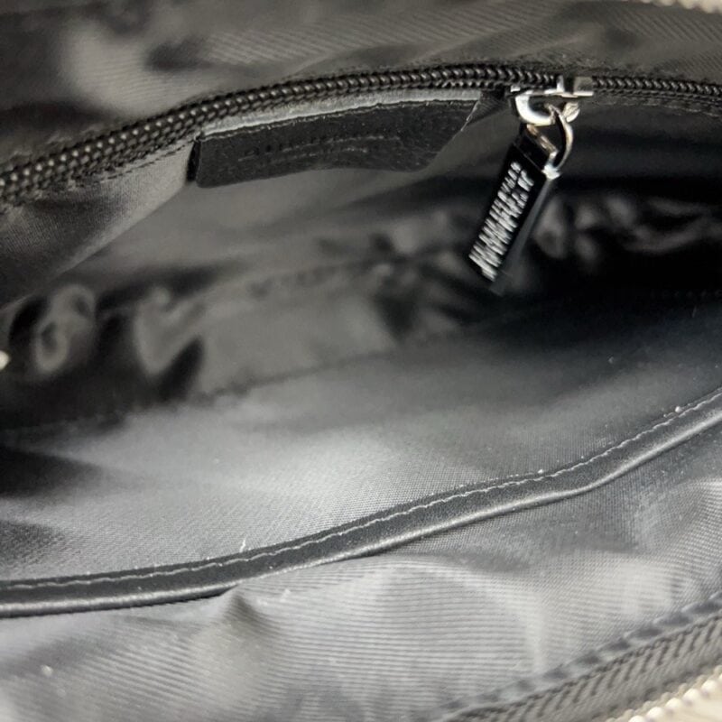 【AT9494】バーバリー高級レザークラッチバッグ - エレガントな英国スタイル | Burberry London