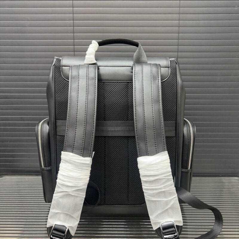 【AT9500】Pradaプラダの都市向けクラシックバックパック✨ | Prada Italy