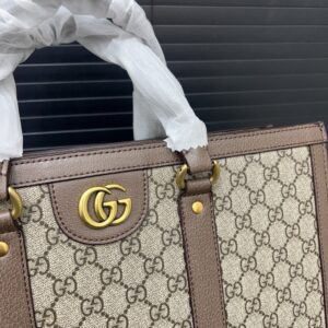 【AT9505】グッチ クラシックビジネスセンス書類バッグ - 高級GGロゴプリントと高級レザー素材 - ビジネス旅行に必須 | Gucci Italy