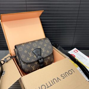 【AT9518】ルイ・ヴィトン Montsouris クラシック斜めかけバッグ、都市のエリートとファッション愛好家に最適 | Louis Vuitton