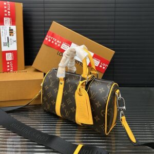 【AT9521】ルイ・ヴィトン モノグラムキャンバス ダッフルバッグ 25cm イエローレザー装飾 | Louis Vuitton Malletier