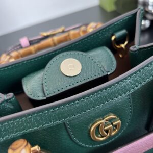 【AT953】💋GG Dianaシリーズ 竹節バッグ ダイアナ竹節バッグ、竹節のレトロな要素が力強く復活し、レトロで高級感がある、多くのセレブのお気に入りです。耐久性があり、メンテナンスも簡単で、超一流の竹節ハンドルは、研磨から製品提供まで、精巧な技術で精品を作り上げています。容量も十分満足できるので、人手に一つ欠かせないアイテムです。愛さない理由はありません。