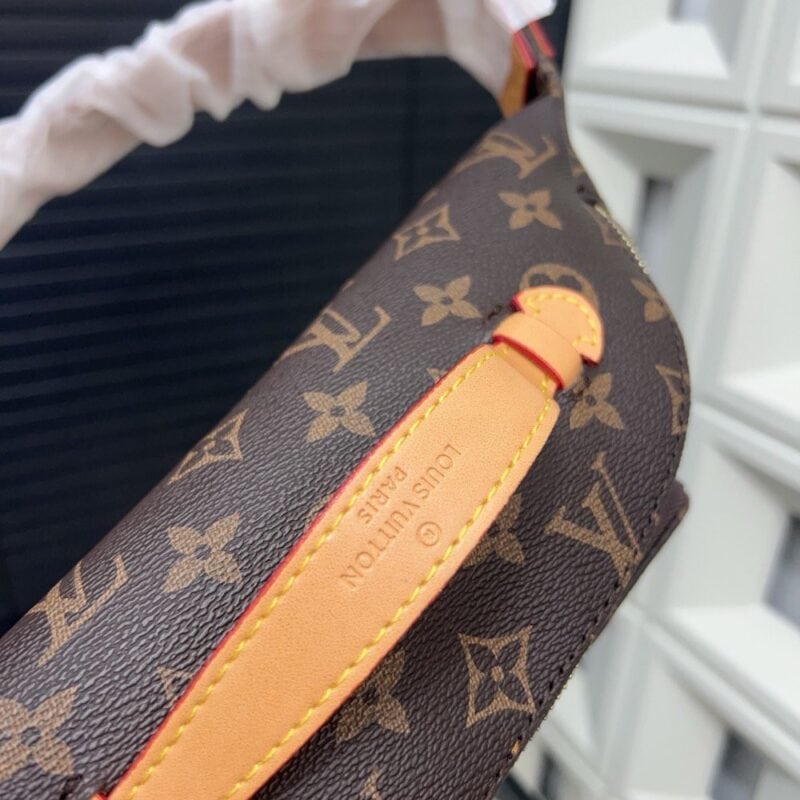 【AT9531】ルイ・ヴィトン モノグラムキャンバスウエストバッグ、贅沢なファッションアイテム | Louis Vuitton