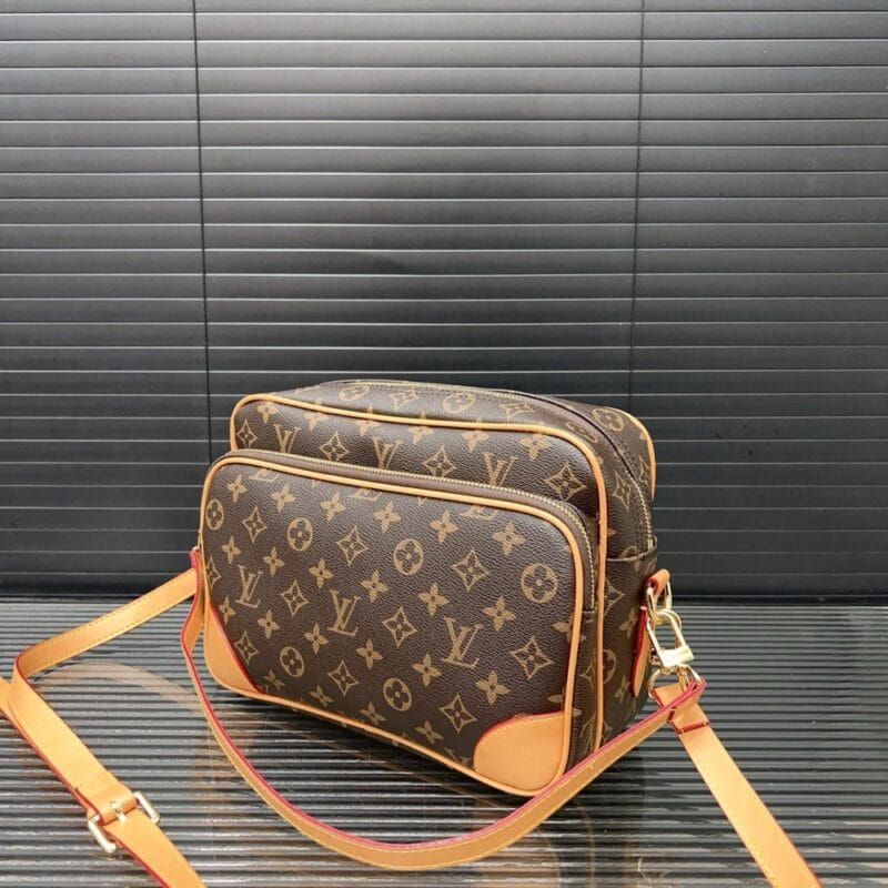 【AT9532】ルイヴィトン(Louis Vuitton) クラシックメッセンジャーバッグ - 都会のエリート必携、贅沢なファッションスタイル | Louis Vuitton Paris