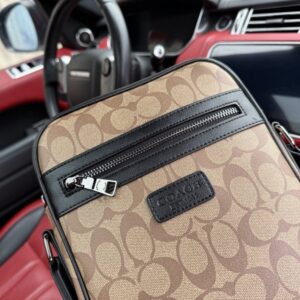 【AT9536】Coachクラシックラグジュアリーショルダーバッグ、都会のエレガンスと実用性を兼ね備えたアイテム | Coach