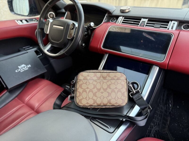 【AT9548】COACH（コーチ）グレアムカメラバッグ-都会の男性のためのラグジュアリーデザイン | Coach New York