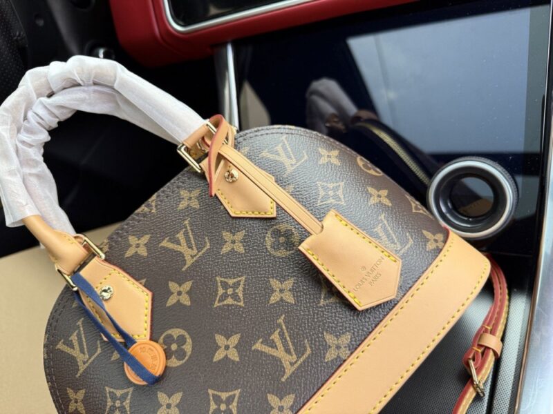 【AT9558】ルイ・ヴィトンのAlma BBシェルバッグ - 高級デザインとエレガントなスタイル | Louis Vuitton Paris