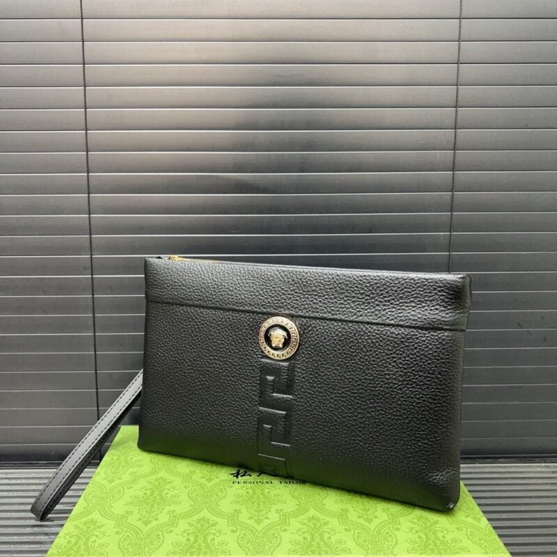 【AT9565】高級牛革素材 クラシックなデザイン イタリアンブランドのエレガントなクラッチバッグ | Versace