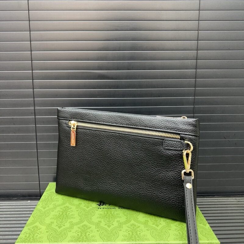 【AT9565】高級牛革素材 クラシックなデザイン イタリアンブランドのエレガントなクラッチバッグ | Versace