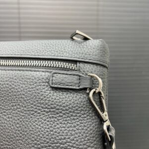 【AT9575】ルイ・ヴィトンの高級牛革ハンドバッグ - エレガントなグレーカラーでビジネスと社交イベントにおすすめ | Louis Vuitton Paris