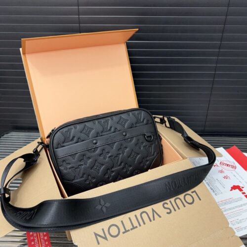 【AT9577】ルイ・ヴィトンAlphaシリーズ ブラック牛革シングルショルダーバッグ | Louis Vuitton