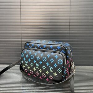 【AT9579】ルイ・ヴィトン（Louis Vuitton）スプリングカプセルコレクション：カラフルなグラデーションメッセンジャーバッグ | Louis Vuitton Malletier