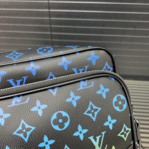 【AT9579】ルイ・ヴィトン（Louis Vuitton）スプリングカプセルコレクション：カラフルなグラデーションメッセンジャーバッグ | Louis Vuitton Malletier
