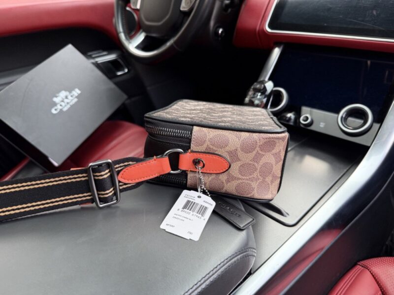 【AT9591】Coach Charterシリーズ ファッションカメラバッグ 都会のエリートを演出する豪華な相棒 | Coach New York