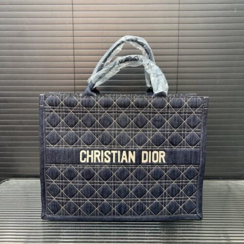 【AT9602】Dior Book Tote - ディオール ブック トートバッグ | Dior