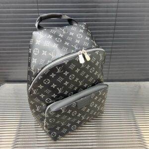 【AT9608】ルイヴィトン発見バックパック〜高級ファッションと実用性の融合〜 | Louis Vuitton
