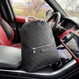 【AT9609】ルイ・ヴィトン ディスカバリースリムバックパック | Louis Vuitton