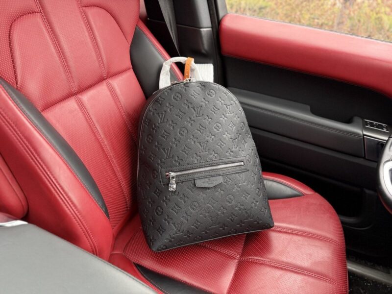【AT9609】ルイ・ヴィトン ディスカバリースリムバックパック | Louis Vuitton