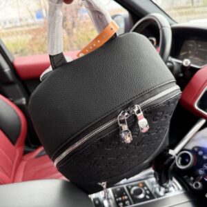【AT9609】ルイ・ヴィトン ディスカバリースリムバックパック | Louis Vuitton