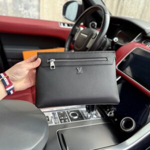【AT9623】ルイ・ヴィトンの豪華なビジネスクラッチバッグ、最高級レザー製、上品で優雅なデザイン | Louis Vuitton Malletier