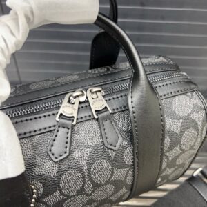 【AT9625】Coach Gotham24シリーズ シティトレンド ハンドバッグ グレーとブラック 細部の高級感 洗練されたデザイン | Coach
