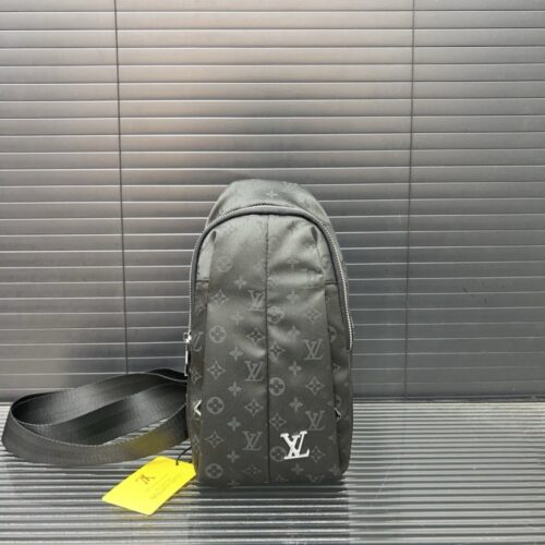 【AT9626】ルイ・ヴィトンのクラシックなMonogramキャンバス生地ショルダーバッグ | LV