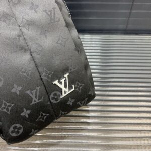 【AT9626】ルイ・ヴィトンのクラシックなMonogramキャンバス生地ショルダーバッグ | LV