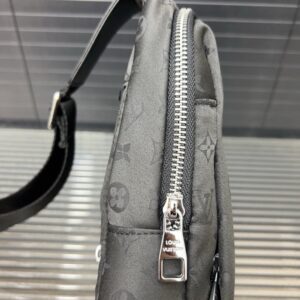 【AT9626】ルイ・ヴィトンのクラシックなMonogramキャンバス生地ショルダーバッグ | LV