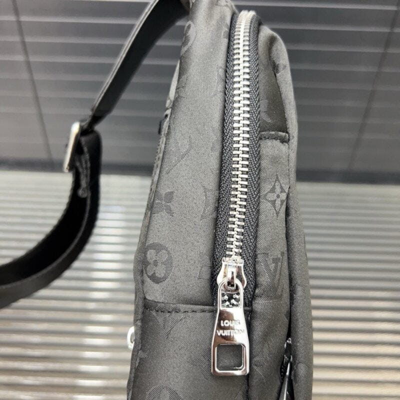 【AT9626】ルイ・ヴィトンのクラシックなMonogramキャンバス生地ショルダーバッグ | LV