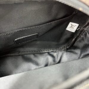 【AT9627】ルイ・ヴィトンS LOCK郵差バッグ：都会の贅沢さと洗練さを表現するファッションアイテム | Louis Vuitton