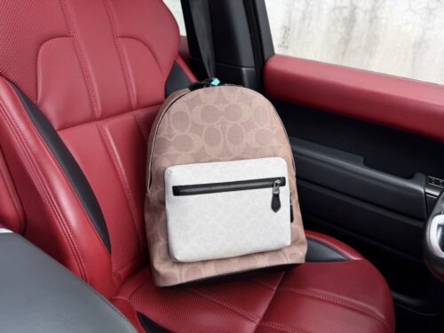 【AT9633】COACH（コーチ）West 32リュック、都会の精鋭に最適、ストリートファッションを楽しむためのアイテム | Coach