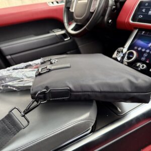 【AT9635】Versaceバーサーチ ビジネス用公文書バッグ - 質感美しい輸入牛革バッグ、プロフェッショナルなエリート必須アイテム | Gianni Versace