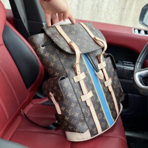 【AT9639】ルイ・ヴィトン（Louis Vuitton） Christopher MM リュックサック、ファッションと実用性が完璧に融合 | Louis Vuitton Paris