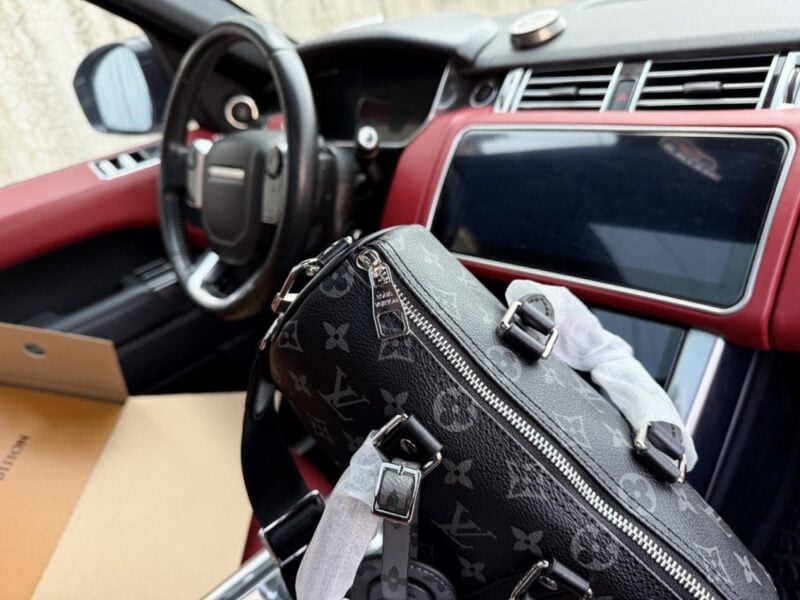 【AT9645】ルイ・ヴィトンのモノグラムショルダーバッグ、都市旅行に最適、25x15x11cm | Louis Vuitton