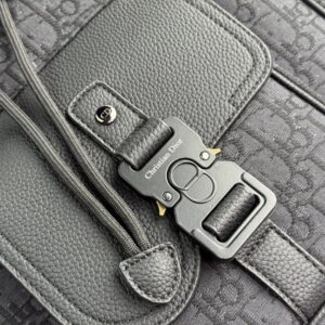 【AT9658】高級ブランドの本革バックパック - エレガントなグレーとブラックのOBLIQUE模様 - Prada | Dior Paris