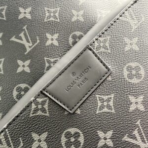 【AT9666】ルイ・ヴィトンのディスカバリーバックパック - 都市のエリートのためのラグジュアリートラベル仲間 | Louis Vuitton