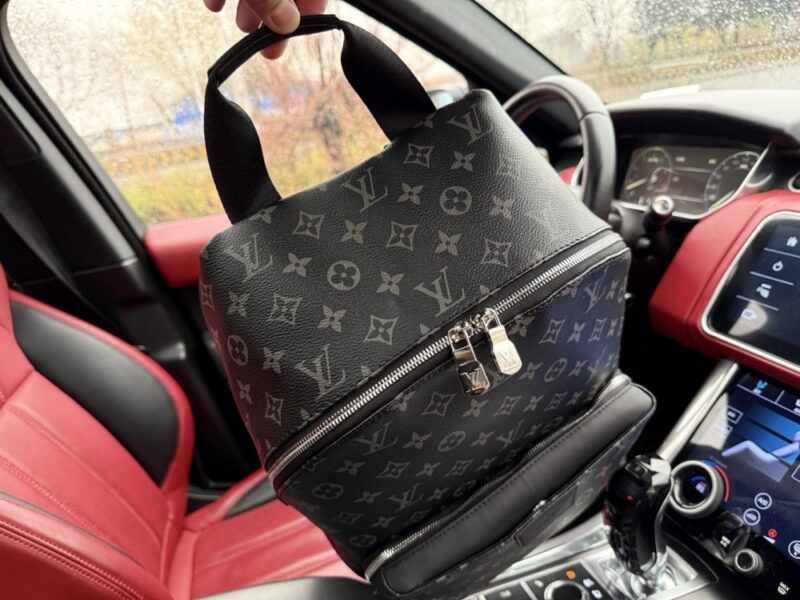 【AT9666】ルイ・ヴィトンのディスカバリーバックパック - 都市のエリートのためのラグジュアリートラベル仲間 | Louis Vuitton