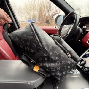 【AT9666】ルイ・ヴィトンのディスカバリーバックパック - 都市のエリートのためのラグジュアリートラベル仲間 | Louis Vuitton