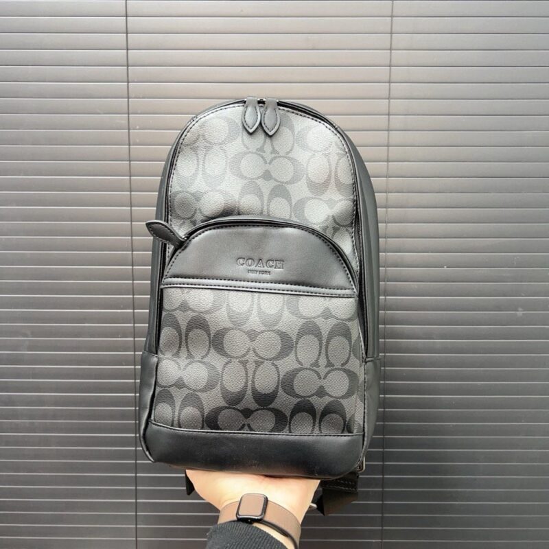 【AT9670】COACH（コーチ）Grahamショルダーバッグ - 都会のビジネスエリート必携アイテム | Coach New York