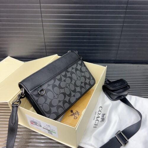 【AT9671】Coach キャンバス 斜めがけバッグ、都会のエリートのファッションアプローチを演出 | Coach