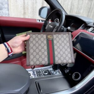 【AT9676】グッチ（Gucci）Ophidiaシリーズ ブラウンダミエ柄クラッチバッグ - 高級帆布素材、グリーンとレッドストライプ アクセント付き | Gucci