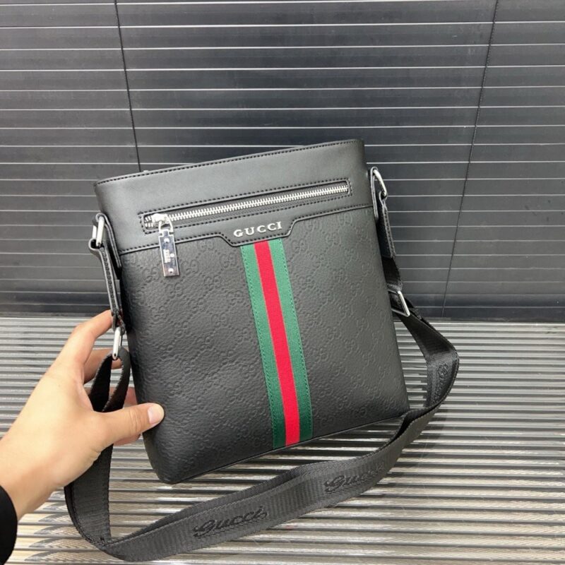 【AT9682】グッチのクラシックなラグジュリーショルダーバッグ - 高級牛革素材、洗練されたデザイン | Gucci Firenze